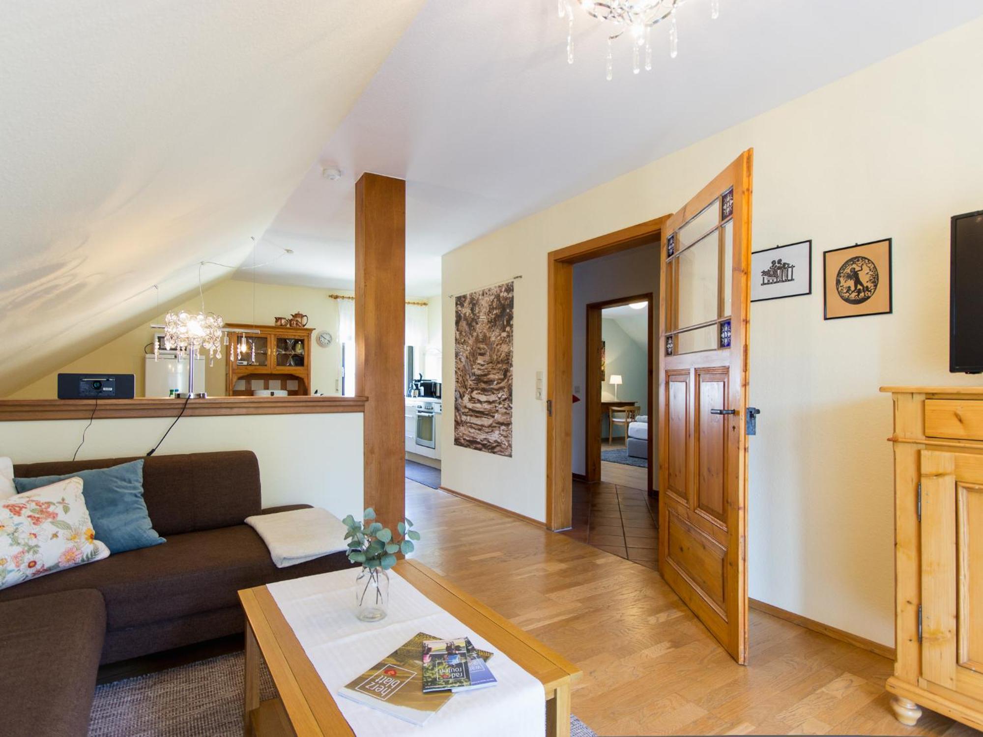 Ferienhaus Schwaab-Scherr, Genau Zwischen Bernkastel-Kues Und Traben-Trarbach, Mit Kostenlosem Oepnv-Ticket Fuer Bus Und Bahn, Parkplaetzen Und Fahrradgarage 에르덴 외부 사진