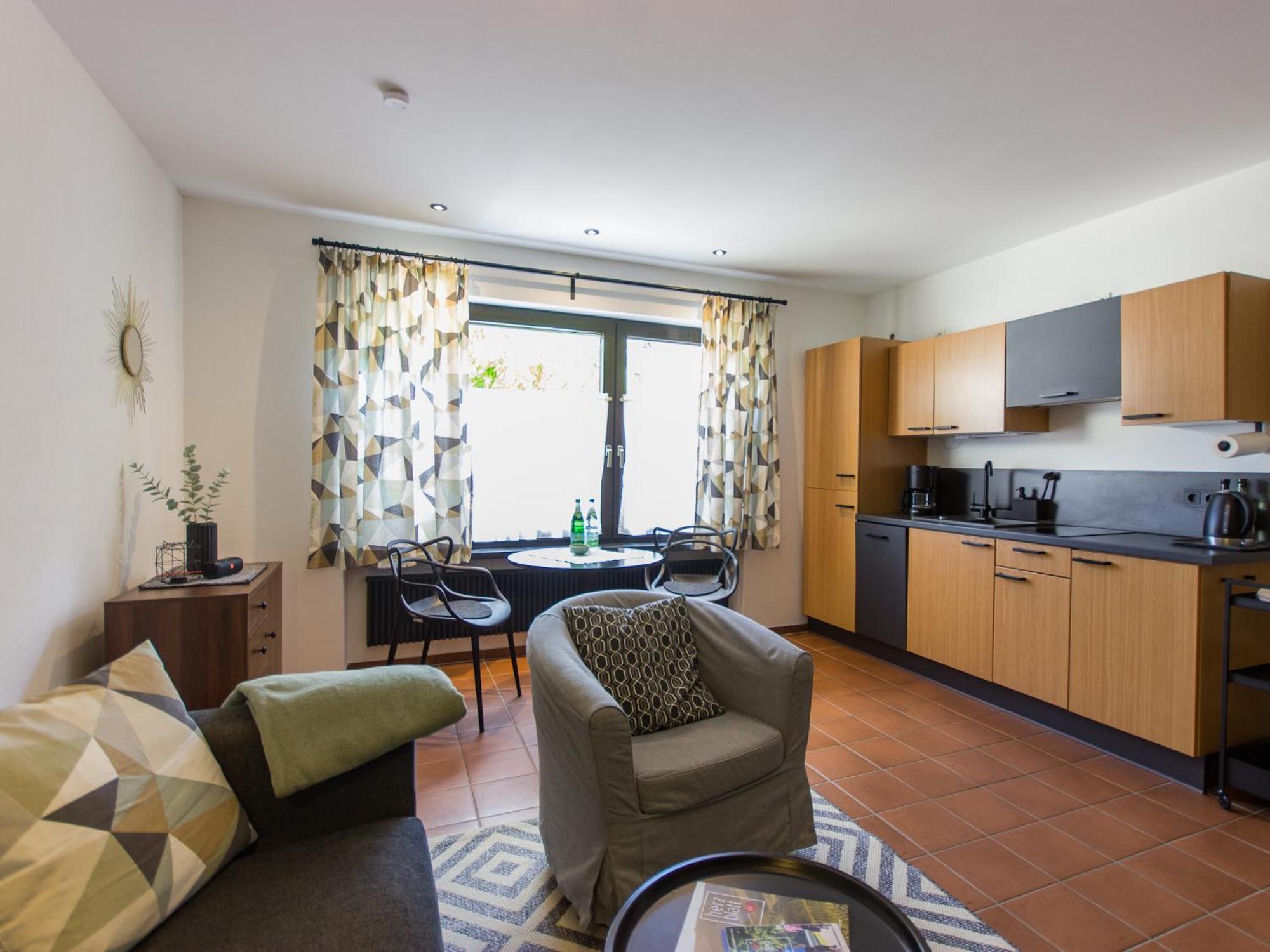 Ferienhaus Schwaab-Scherr, Genau Zwischen Bernkastel-Kues Und Traben-Trarbach, Mit Kostenlosem Oepnv-Ticket Fuer Bus Und Bahn, Parkplaetzen Und Fahrradgarage 에르덴 외부 사진