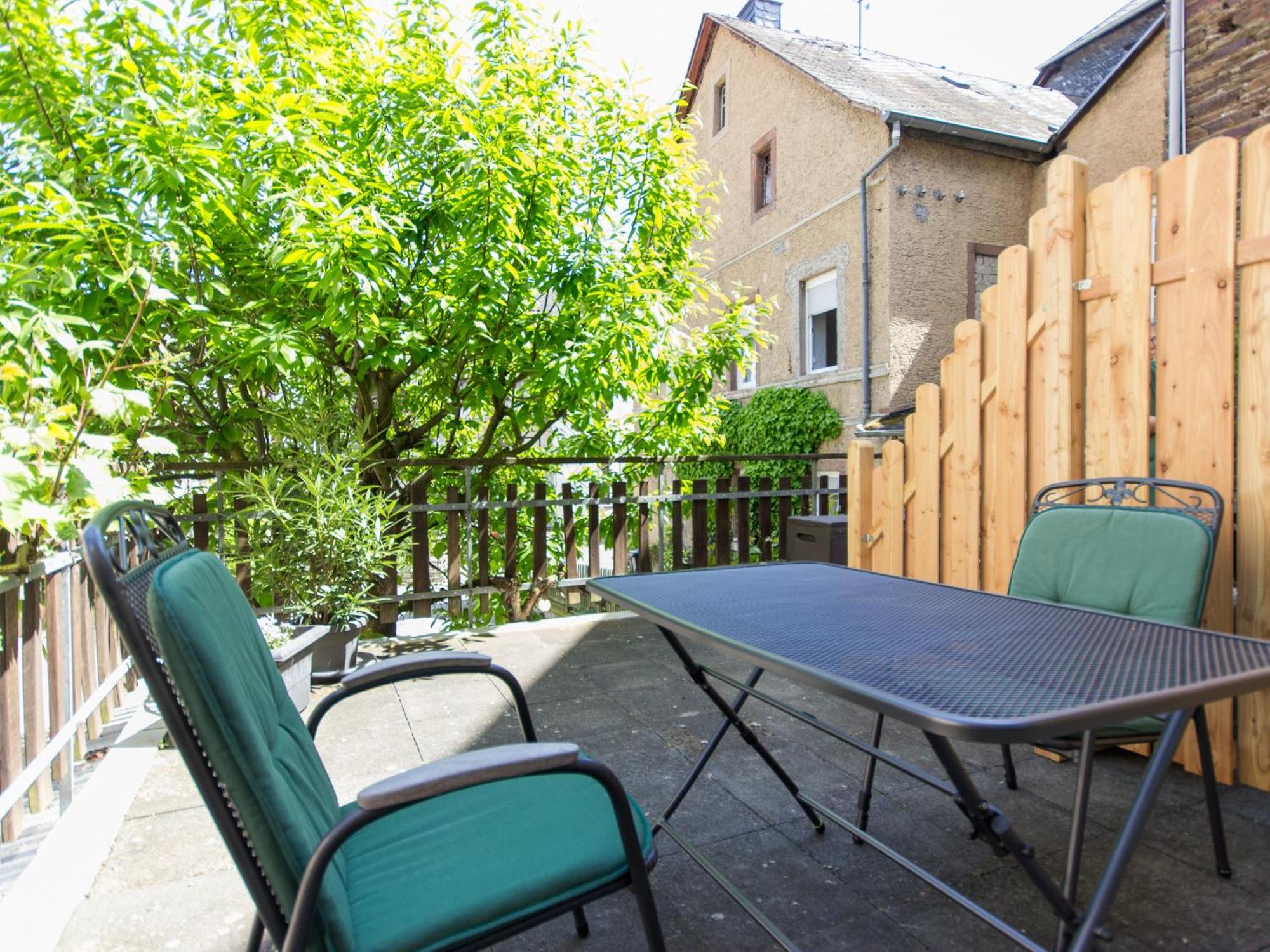 Ferienhaus Schwaab-Scherr, Genau Zwischen Bernkastel-Kues Und Traben-Trarbach, Mit Kostenlosem Oepnv-Ticket Fuer Bus Und Bahn, Parkplaetzen Und Fahrradgarage 에르덴 외부 사진